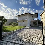 Kastellia Horizon Holiday home *