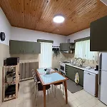 Holiday home Kastellia Horizon *